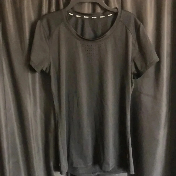 Reebok Black Active Top‎ M - Picture 1 of 4